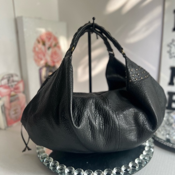 AVAROSE Unique Elegant Black Leather shoulder bag - Picture 3 of 12